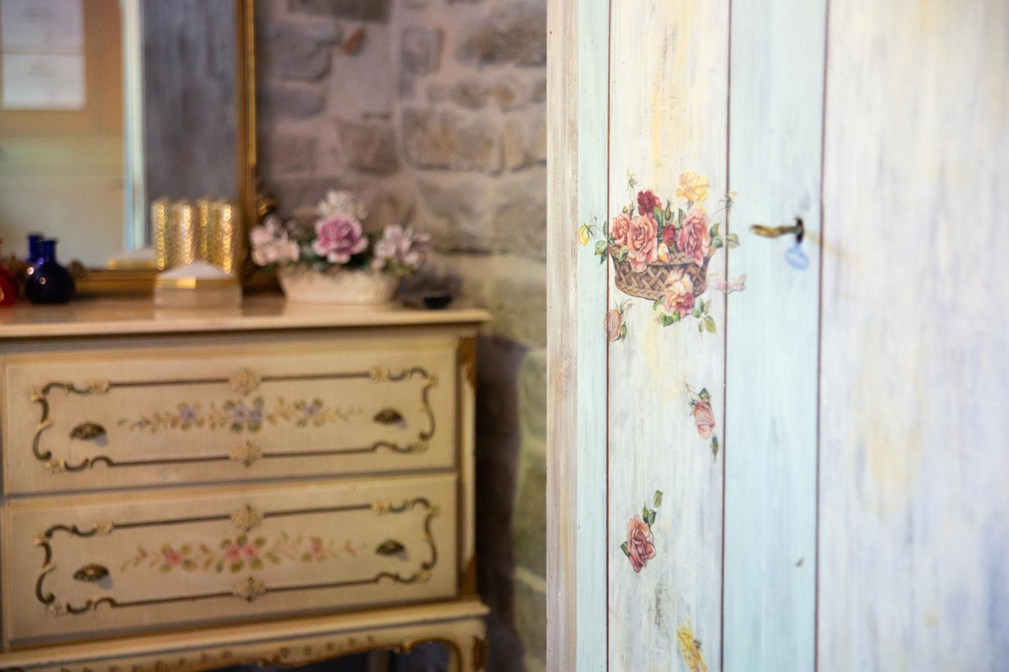 La Della Campanara Bed and breakfast